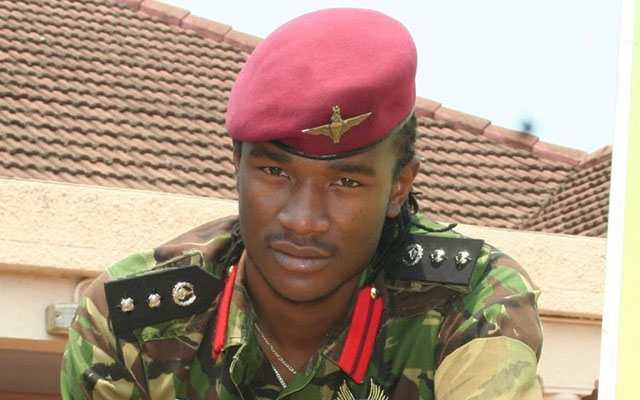 Jah Prayzah exposed!…..Owes Chris three months salary….Came to the funeral and stayed in his car