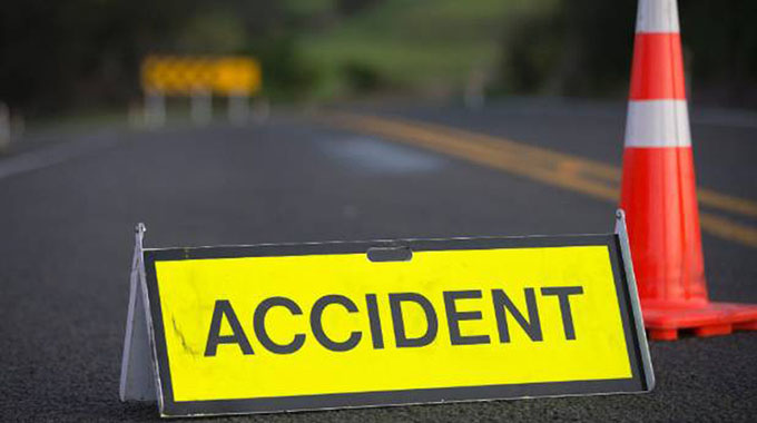 Seven die in bus accident