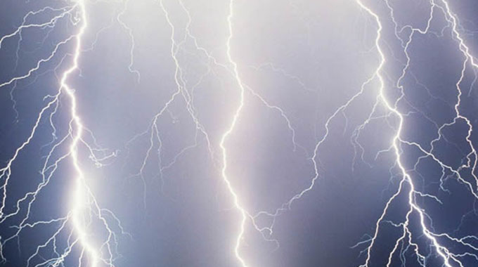 Lightning kills 5 family members