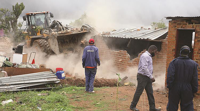 Council demolishes 190 houses