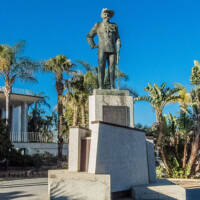 Windhoek pulls down coloniser’s statue