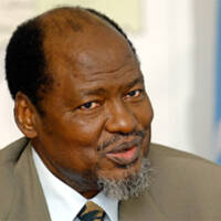Former Mozambique President Chissano expected Sunday for debt restructuring dialogue