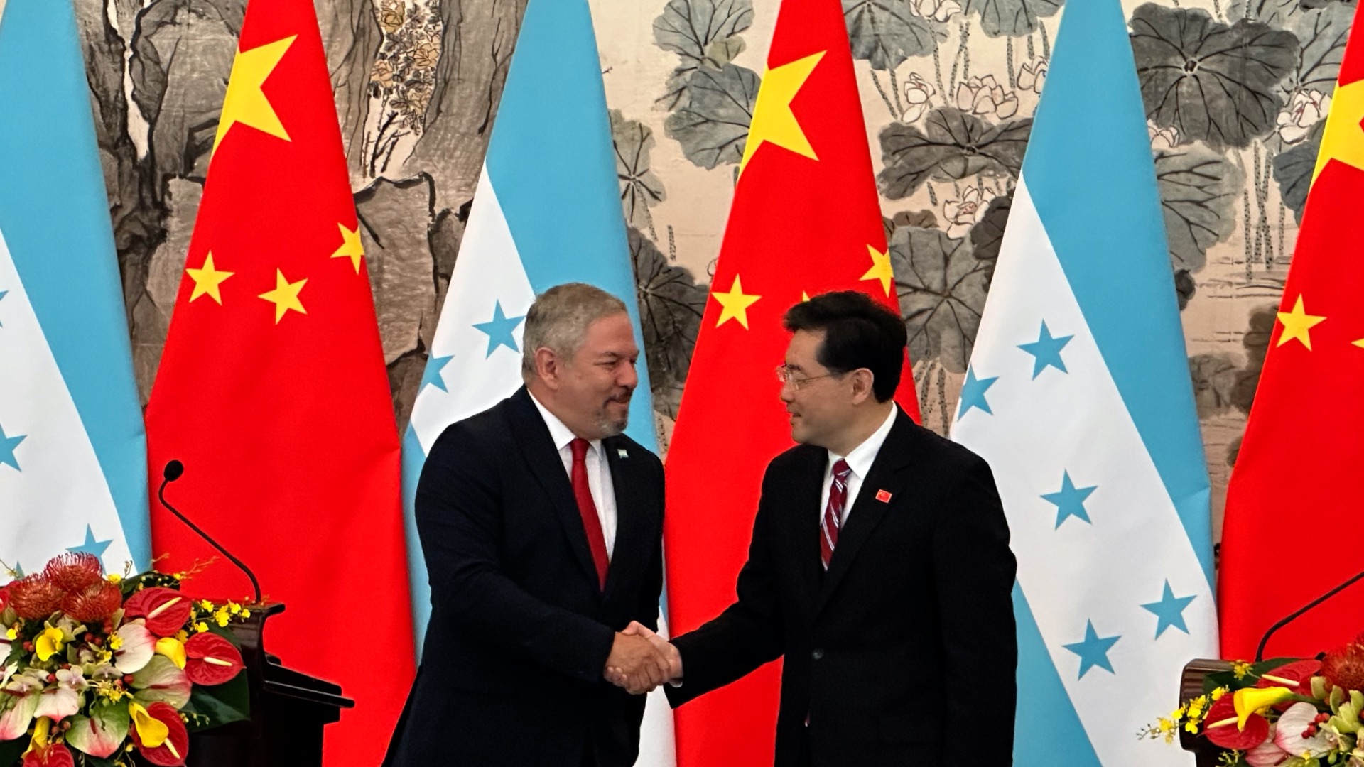 China, Honduras establish diplomatic tie...