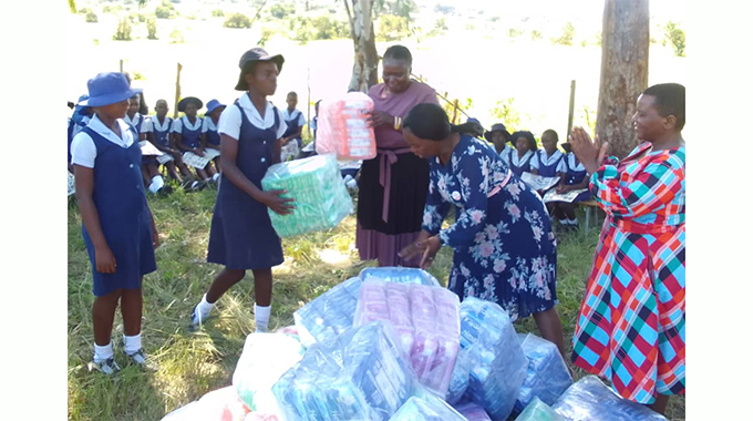 400 Masvingo rural school girls get sanitary ware from Zimpapers, partners